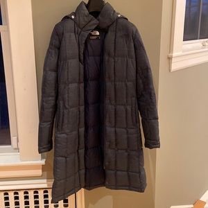 North Face medium length winter coat in size S